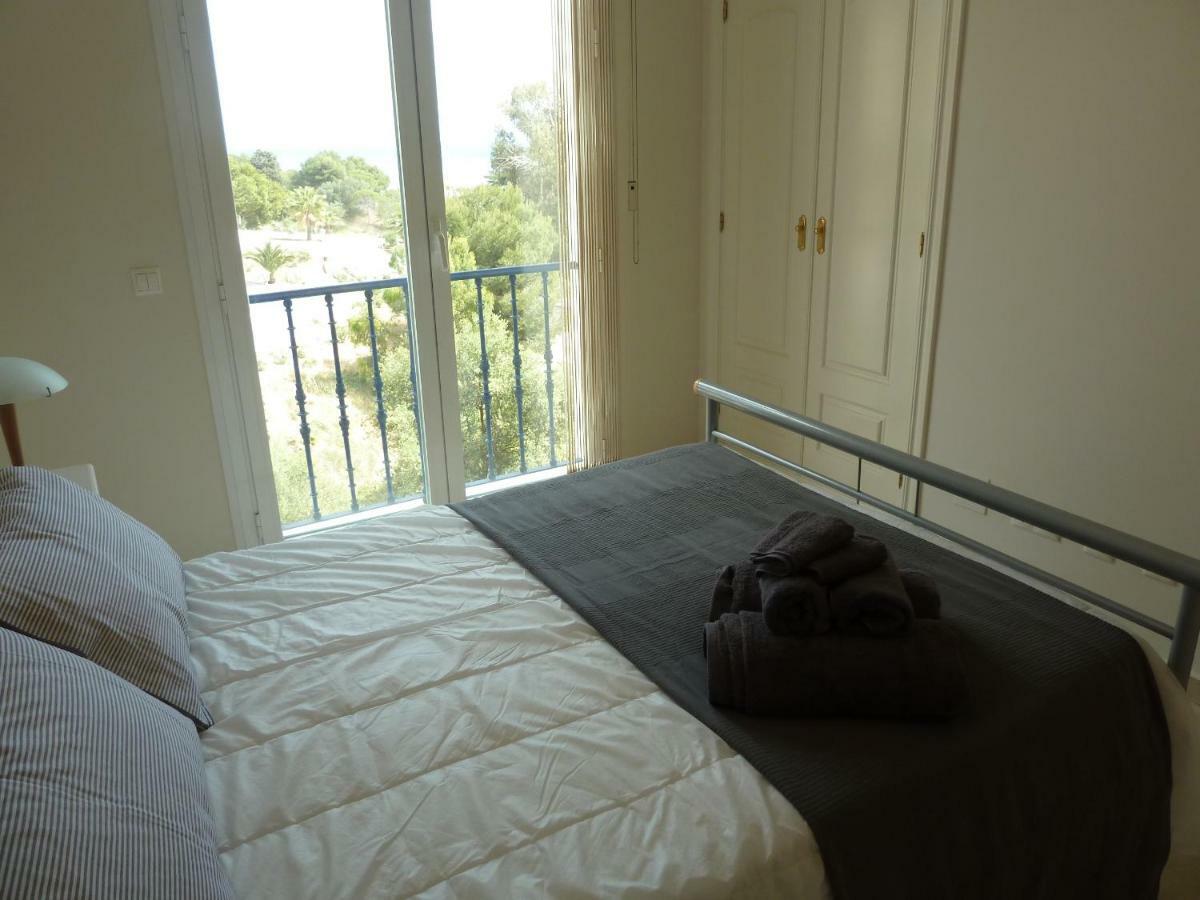 Jazmin Miraflores Seaview Apartment ลากาลาเดมิฮาส ภายนอก รูปภาพ