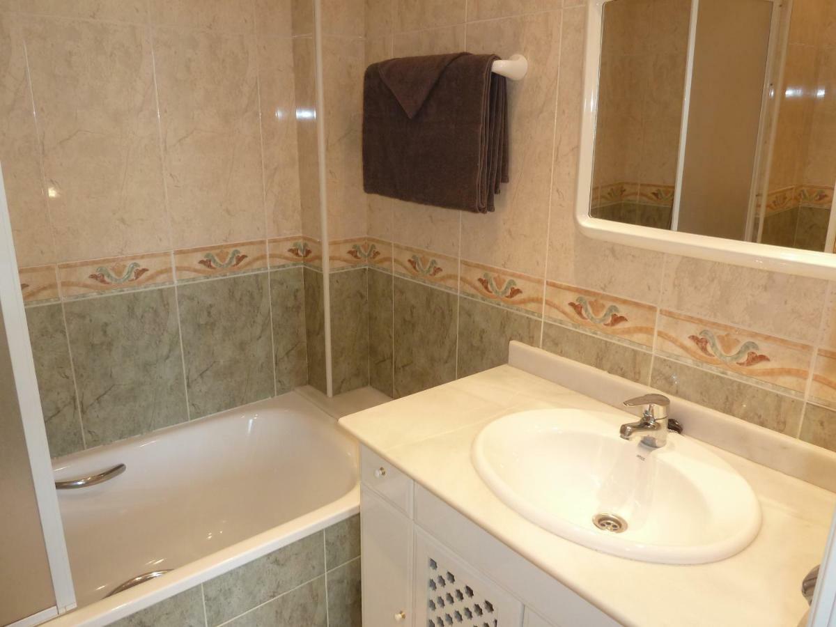 Jazmin Miraflores Seaview Apartment ลากาลาเดมิฮาส ภายนอก รูปภาพ