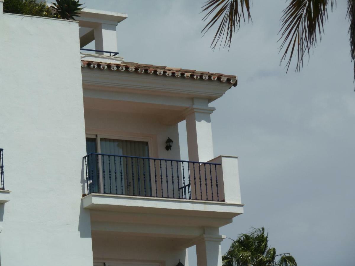 Jazmin Miraflores Seaview Apartment ลากาลาเดมิฮาส ภายนอก รูปภาพ